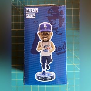 Los Angeles Dodgers Mookie Betts 2022 5k Bobblehead